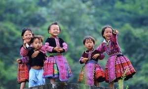 Sapa Medium Trekking 04 Nights 03 Days (By train)
